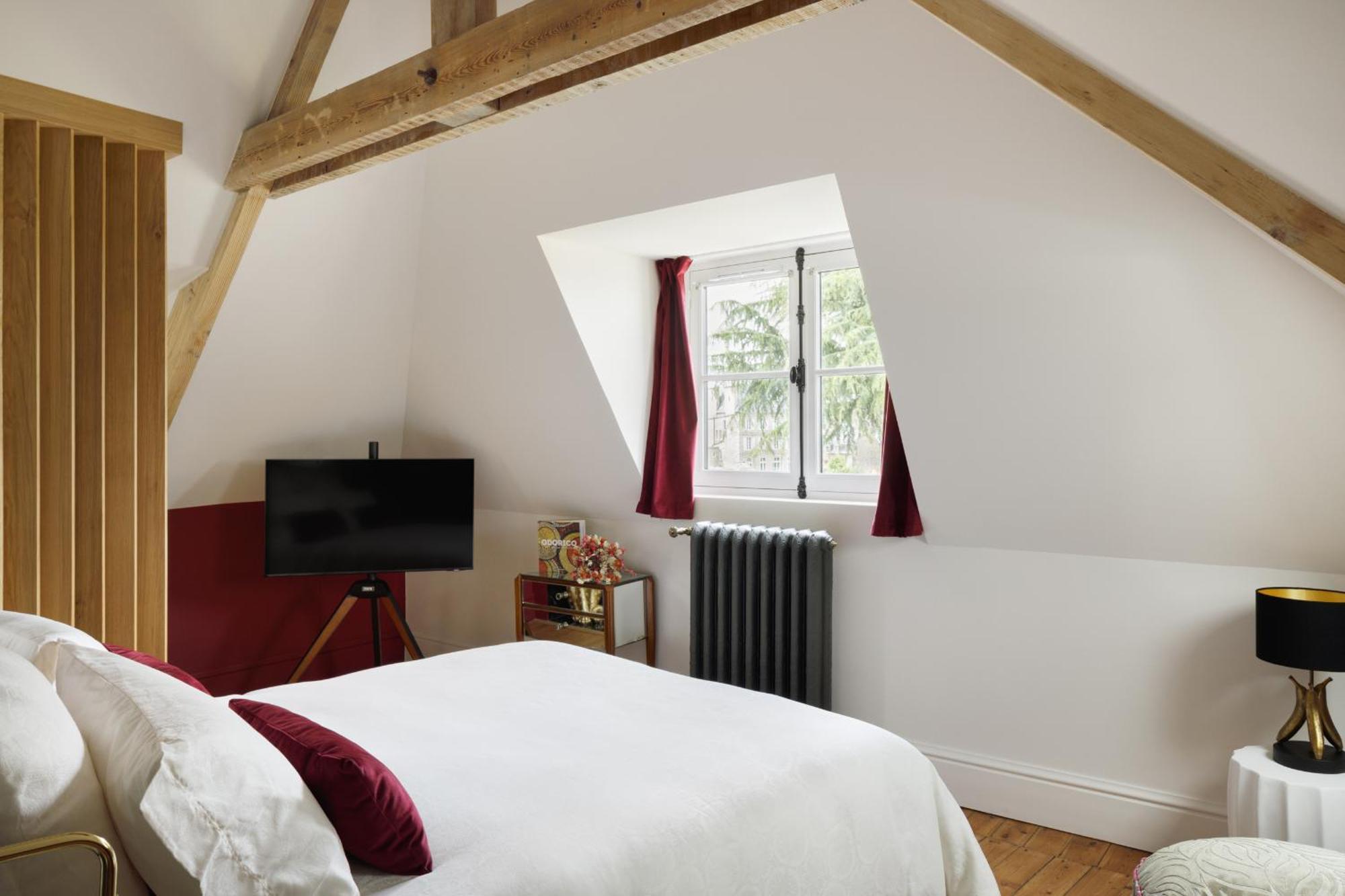 Clos Du Cedre - Chambres D'Hotes D'Exception, Luxury B&B A Dinan Room photo